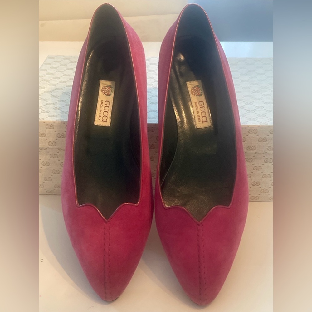 1980s Gucci Ballerina Shoes Pink Suede Leather UK Size 37.5 (US 7.5) VINTAGE